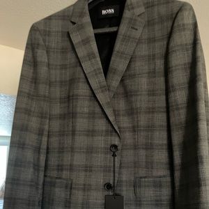Hugo Boss, beautiful brand new suit. Size 42R Slim Fit